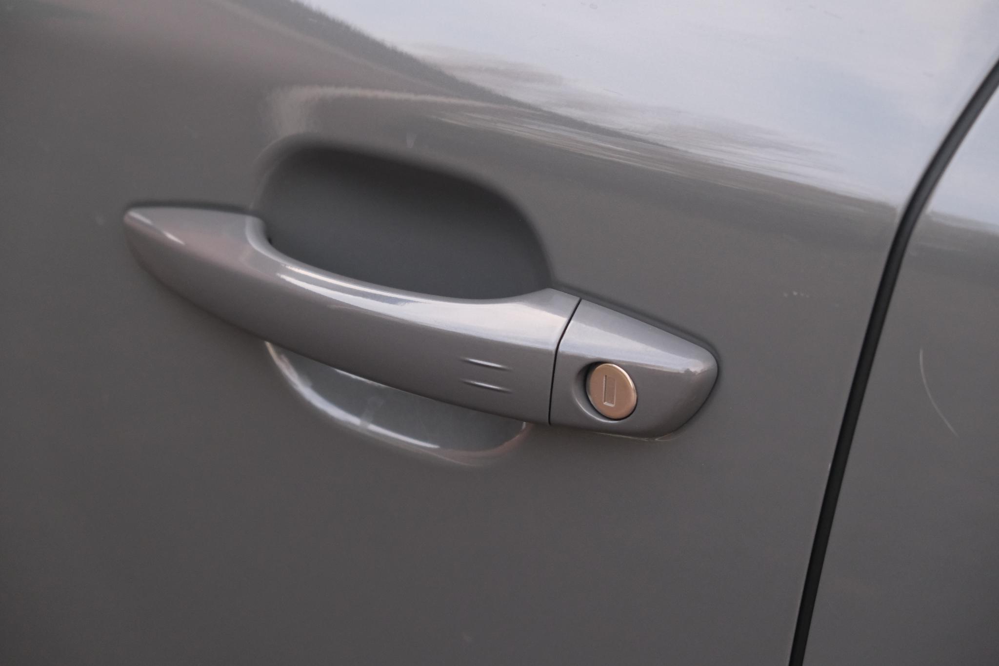 Peugeot 2008 1.2 PureTech 130pk EAT8 GT Pack | Navi | App Connect | Adaptive Cruise | Keyless | Alcantara | Camera | PDC afbeelding 27