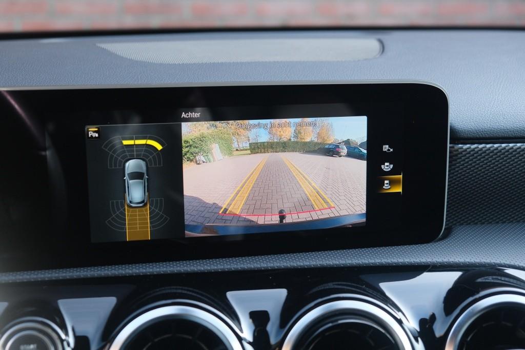 Mercedes-Benz A-Klasse 180 136pk Business Solution | Widescreen | Climate | Cruise | Camera | Stoelverwarming | PDC afbeelding 18