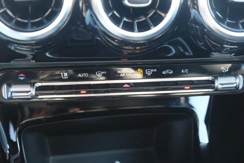 Mercedes-Benz A-Klasse 180 136pk Business Solution | Widescreen | Climate | Cruise | Camera | Stoelverwarming | PDC afbeelding 20