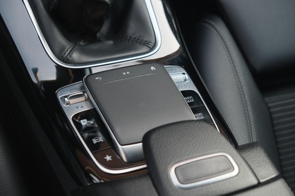 Mercedes-Benz A-Klasse 180 136pk Business Solution | Widescreen | Climate | Cruise | Camera | Stoelverwarming | PDC afbeelding 23