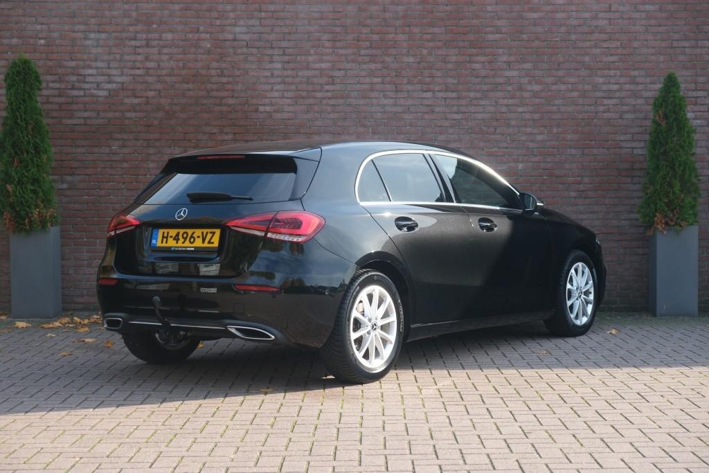 Mercedes-Benz A-Klasse 180 136pk Business Solution | Widescreen | Climate | Cruise | Camera | Stoelverwarming | PDC afbeelding 27