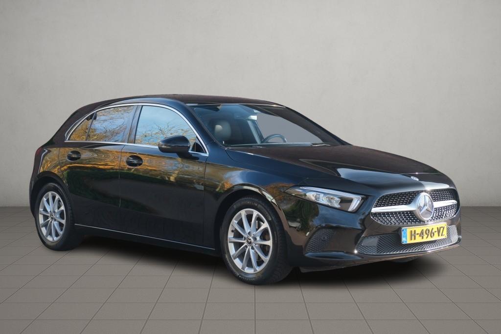 Mercedes-Benz A-Klasse 180 136pk Business Solution | Widescreen | Climate | Cruise | Camera | Stoelverwarming | PDC afbeelding 1