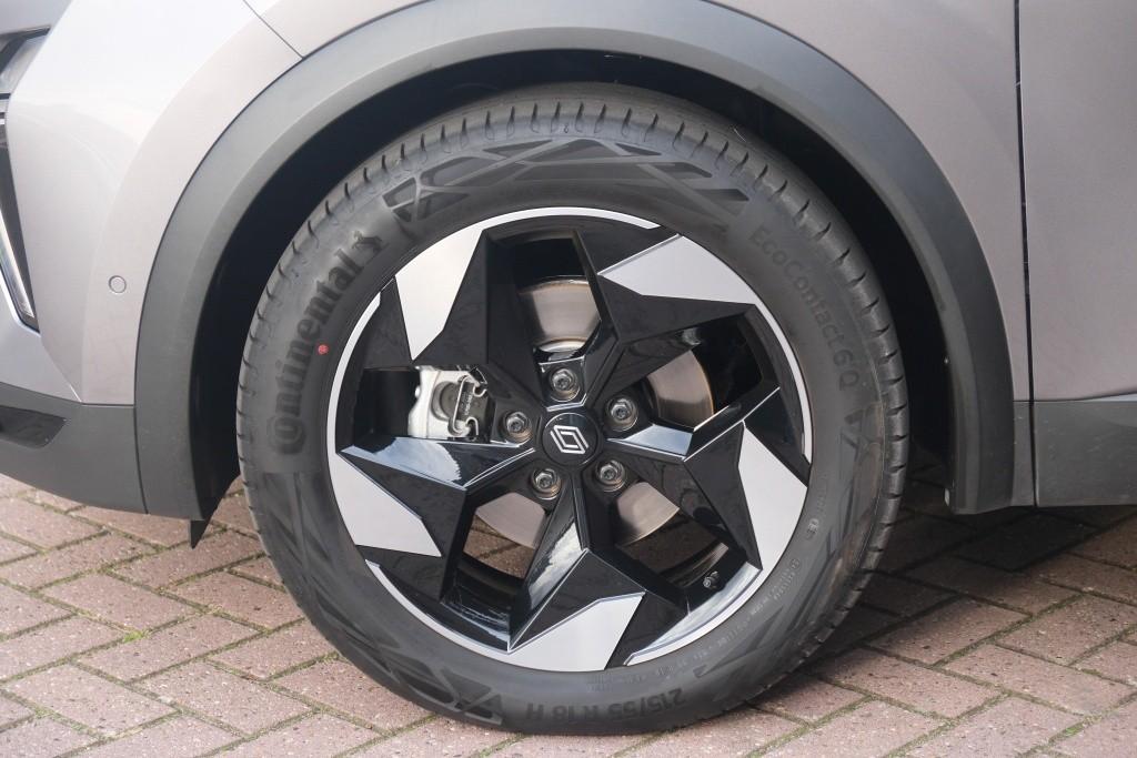 Renault Captur 1.6 E-Tech full hybrid 145pk EDC techno | Navi | App Connect | Climate | Camera | PDC | Winter Pakket afbeelding 27