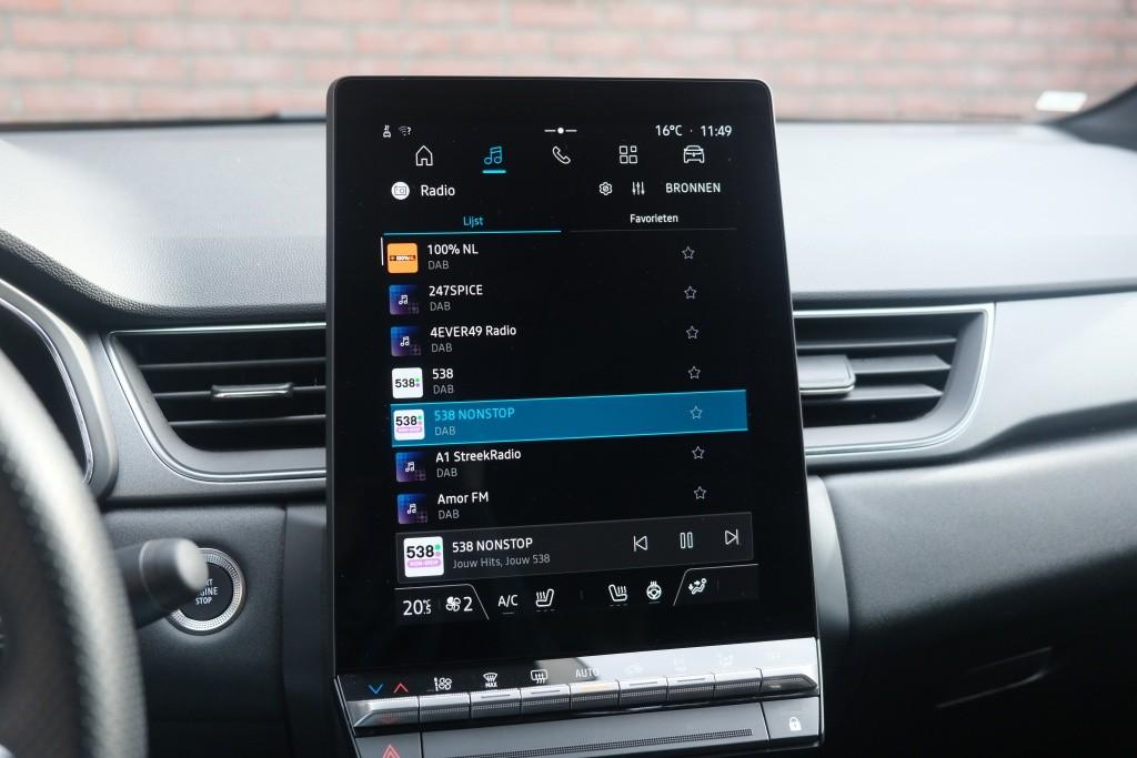 Renault Captur 1.6 E-Tech full hybrid 145pk EDC techno | Navi | App Connect | Climate | Camera | PDC | Winter Pakket afbeelding 17