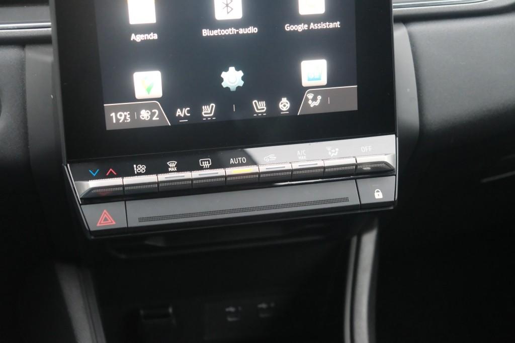 Renault Captur 1.6 E-Tech full hybrid 145pk EDC techno | Navi | App Connect | Climate | Camera | PDC | Winter Pakket afbeelding 22