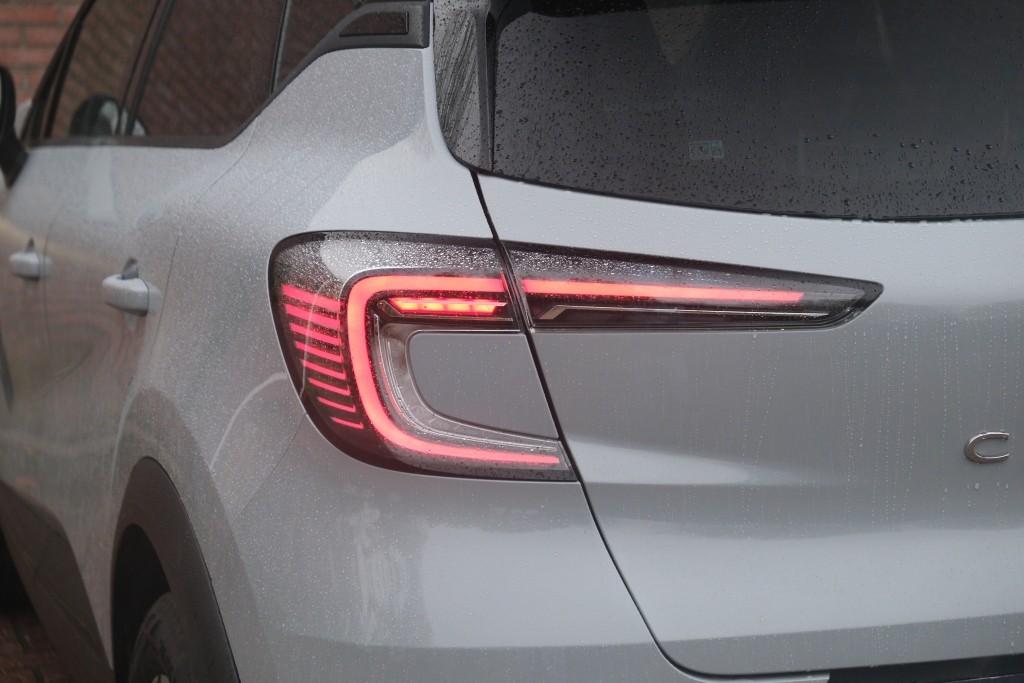 Renault Captur 1.6 E-Tech full hybrid 145pk EDC techno | Navi | App Connect | Climate | Camera | PDC | Winter Pakket afbeelding 28