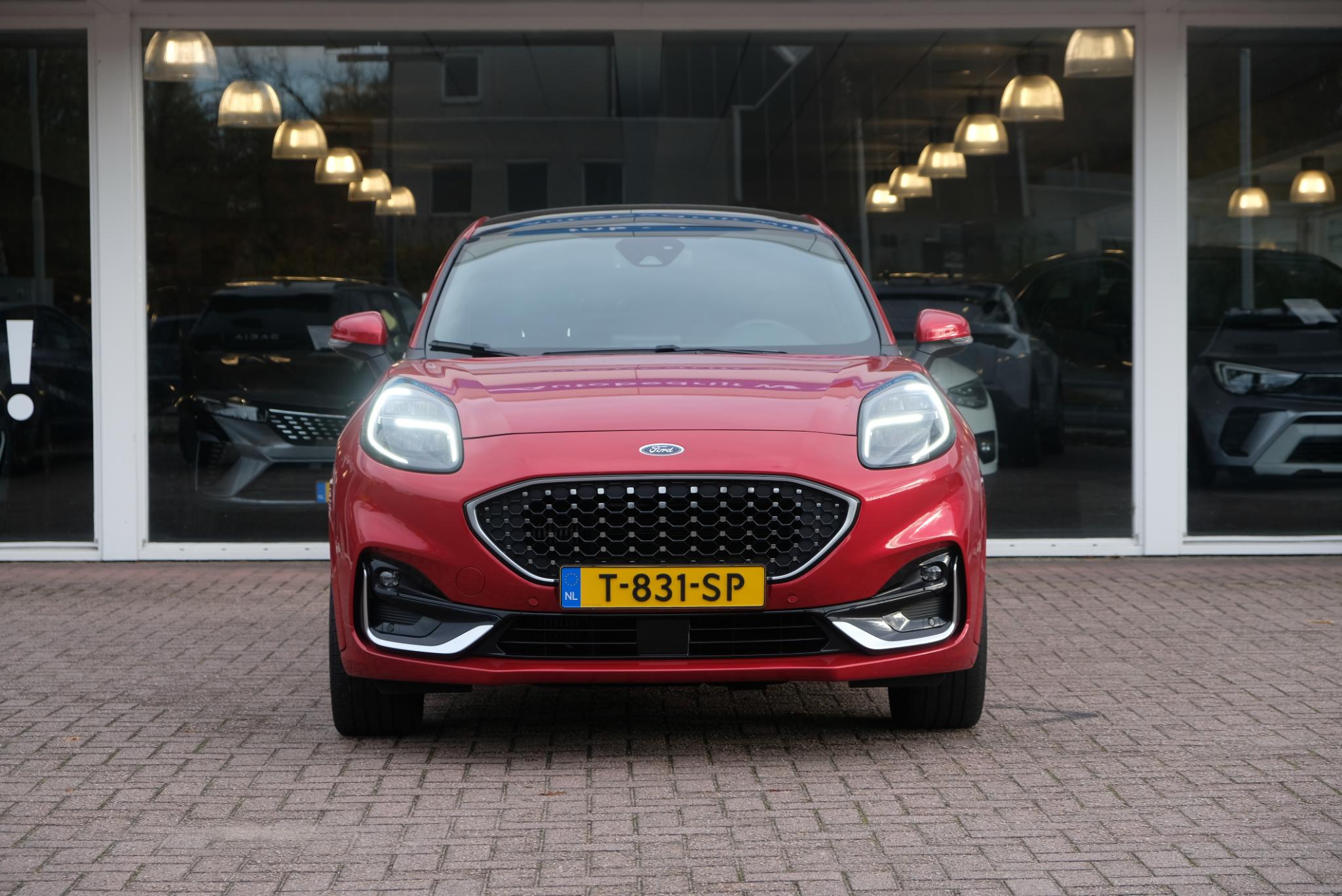 Ford Puma 1.0 EcoBoost Hybrid 155pk ST-Line X Vignale | Navi | App Connect | Climate | Adaptive Cruise | Panoramakdak | Keyless | B&O Audio | Camera | Winter Pakket afbeelding 3