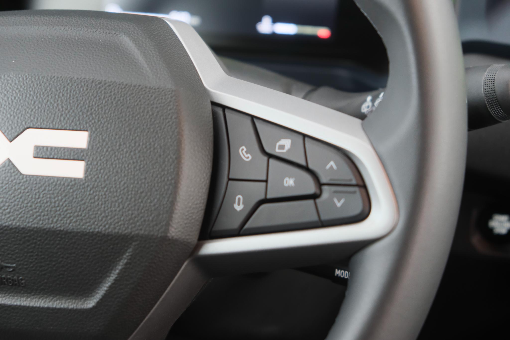 Dacia Duster 1.2 TCe 130pk mild hybrid Journey | App Connect | Climate | Cruise | Keyless | Camera | PDC afbeelding 15