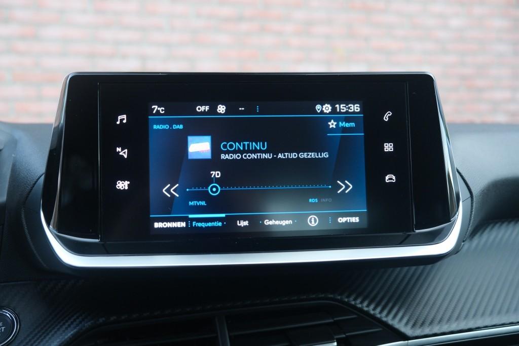 Peugeot 208 1.2 PureTech 100pk Allure Pack | App Connect | Climate | Adaptive Cruise | Keyless | Camera | PDC afbeelding 16