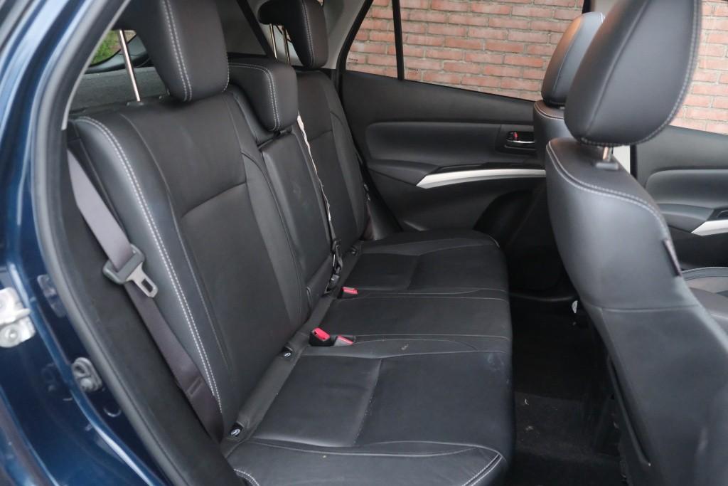 Suzuki S-Cross 1.4 Boosterjet 130pk CVT Style Smart Hybrid | Navi | Climate | Adaptive Cruise | Leder | Panoramadak | Stoelverwarming | Trekhaak afbeelding 3