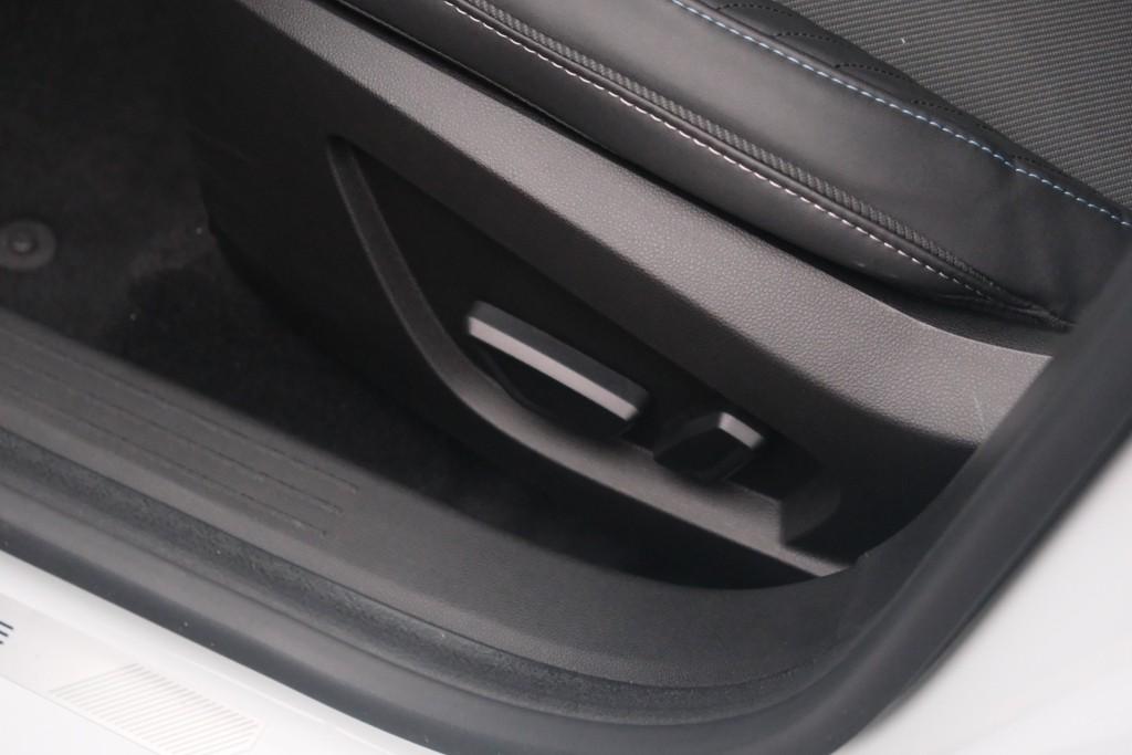 Renault Symbioz 1.6 E-Tech full hybrid 145 esprit Alpine | Navi | App Connect | Climate | Adaptive Cruise | Camera | PDC | Winter Pakket afbeelding 27