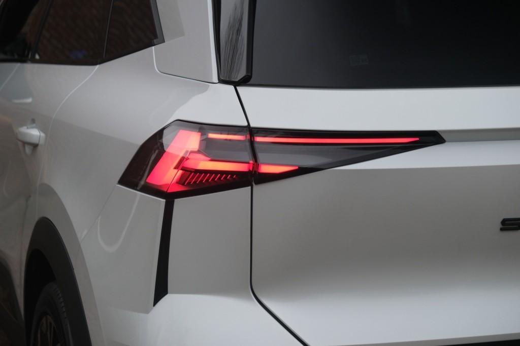 Renault Symbioz 1.6 E-Tech full hybrid 145 esprit Alpine | Navi | App Connect | Climate | Adaptive Cruise | Camera | PDC | Winter Pakket afbeelding 30