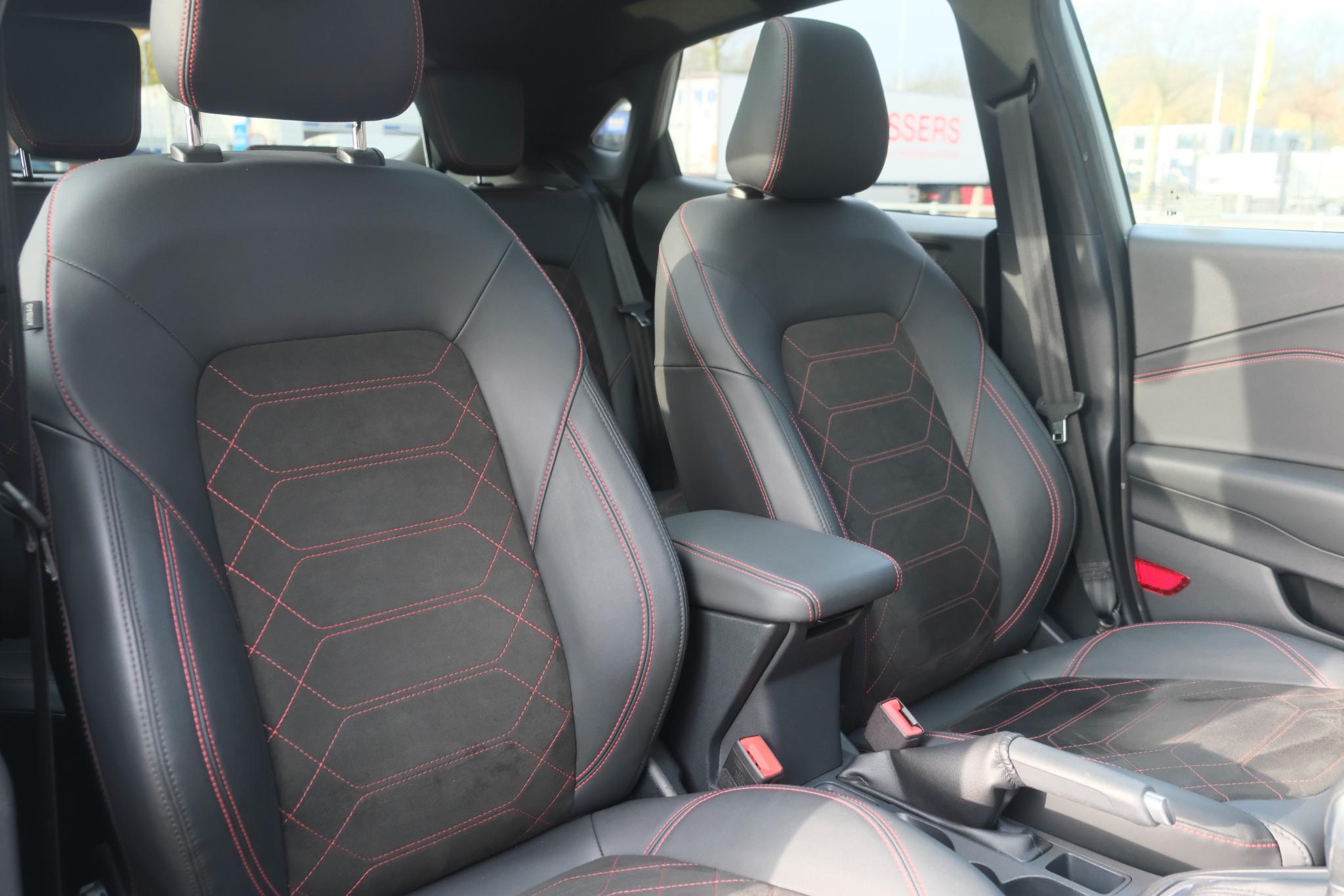 Ford Puma 1.0 EcoBoost Hybrid 155pk Aut. ST-Line X | Nieuw Model ! | Adaptive Cruise | 360° Camera | Panoramadak | Elektrische Achterklep | Trekhaak | Winter Pakket afbeelding 10