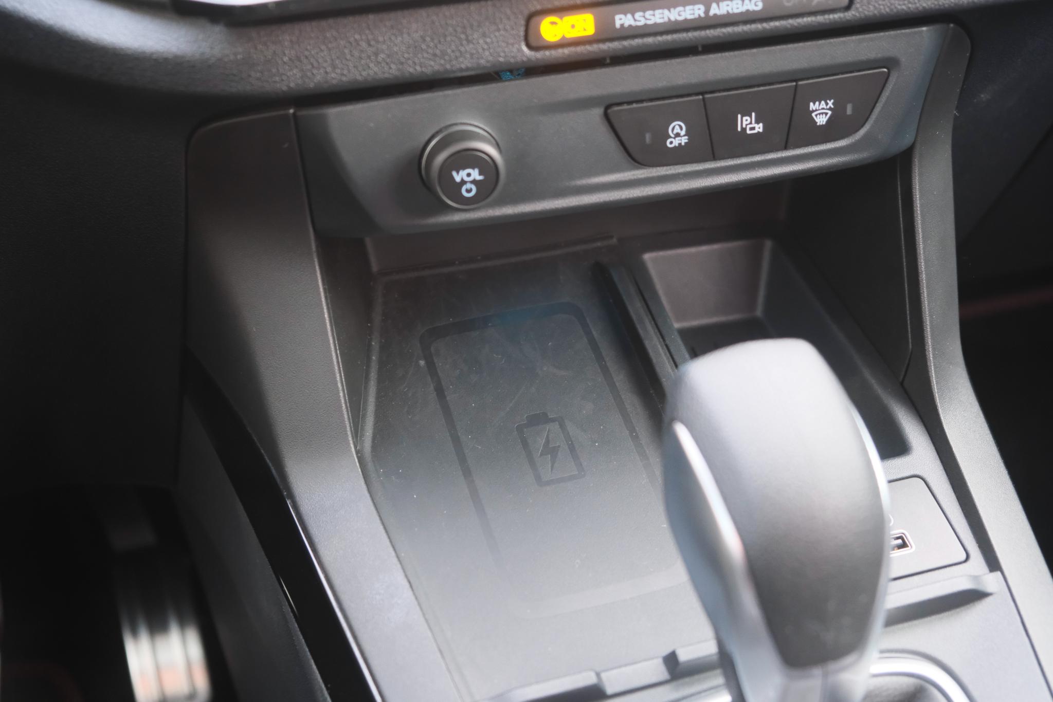 Ford Puma 1.0 EcoBoost Hybrid 155pk Aut. ST-Line X | Nieuw Model ! | Adaptive Cruise | 360° Camera | Panoramadak | Elektrische Achterklep | Trekhaak | Winter Pakket afbeelding 15