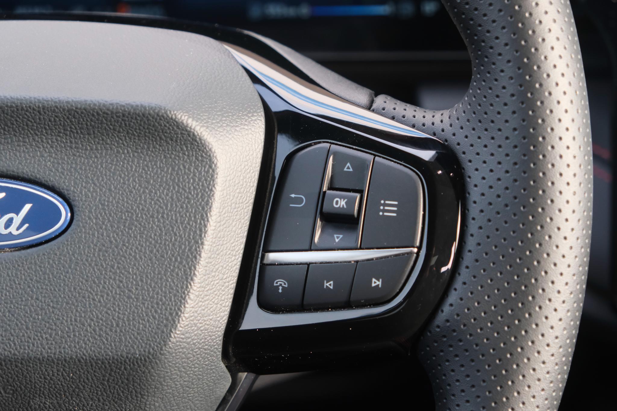 Ford Puma 1.0 EcoBoost Hybrid 155pk Aut. ST-Line X | Nieuw Model ! | Adaptive Cruise | 360° Camera | Panoramadak | Elektrische Achterklep | Trekhaak | Winter Pakket afbeelding 16