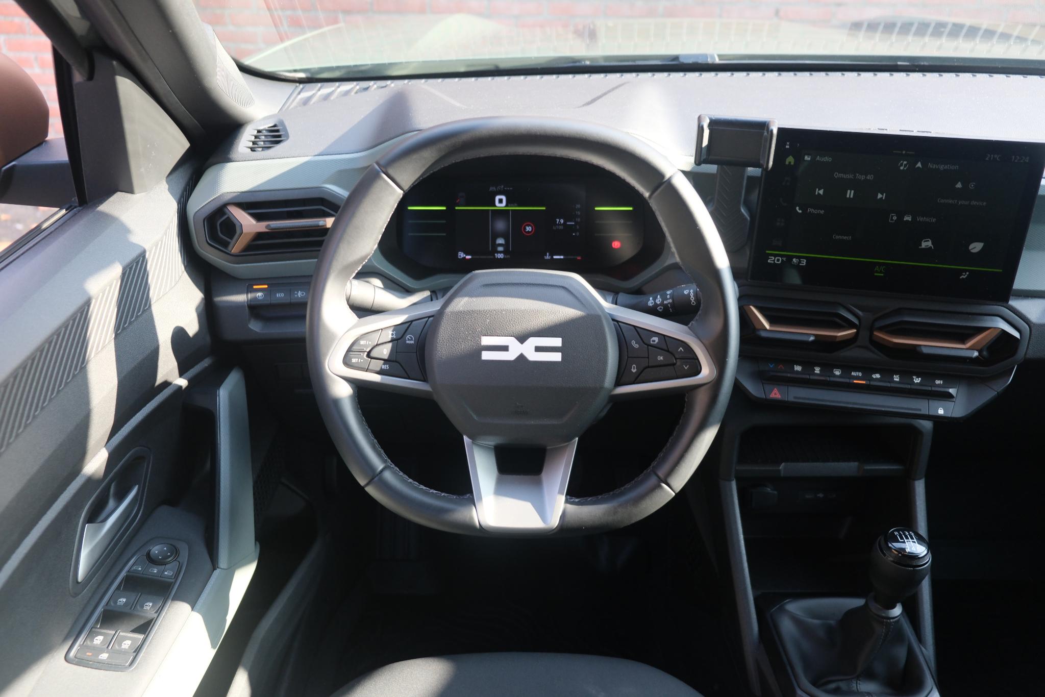 Dacia Duster 1.2 TCe 130pk mild hybrid Extreme | App Connect | Climate | Cruise | Keyless | Camera | PDC afbeelding 12