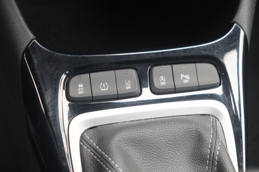 Opel Crossland 1.2 Turbo 110pk Ultimate | Navi | App Connect | Climate | Camera | Keyless | Blind Spot | PDC afbeelding 22