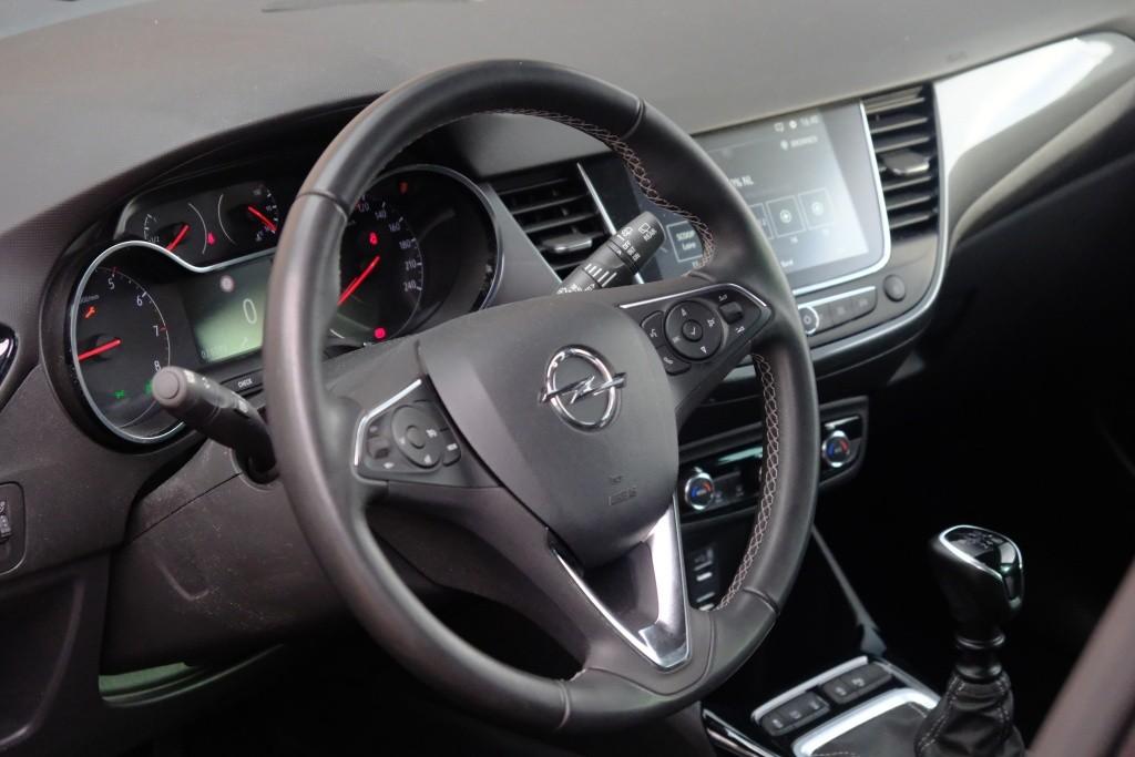 Opel Crossland 1.2 Turbo 110pk Ultimate | Navi | App Connect | Climate | Camera | Keyless | Blind Spot | PDC afbeelding 8