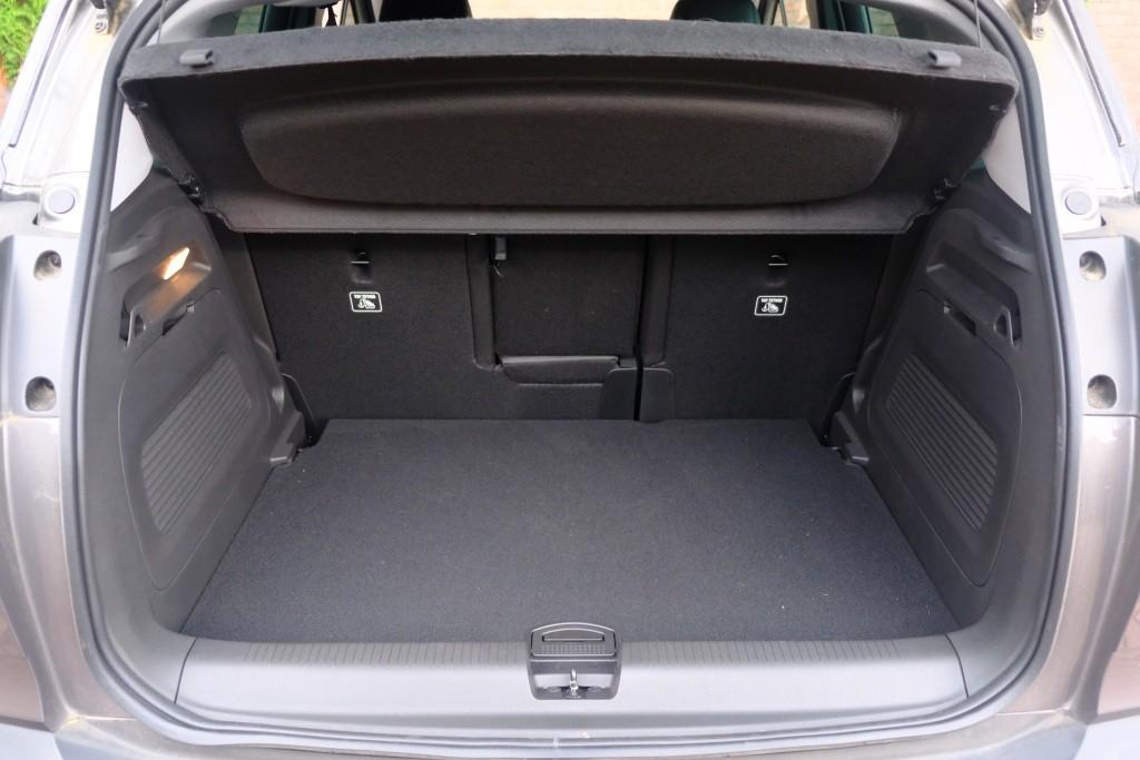 Opel Crossland 1.2 Turbo 110pk Ultimate | Navi | App Connect | Climate | Camera | Keyless | Blind Spot | PDC afbeelding 30