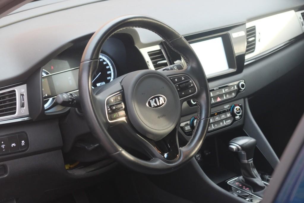 Kia Niro 1.6 GDi Hybrid 141pk DCT6 First Edition | Navi | App Connect | Climate | Crusie | Camera | Cruise | PDC | Trekhaak afbeelding 7