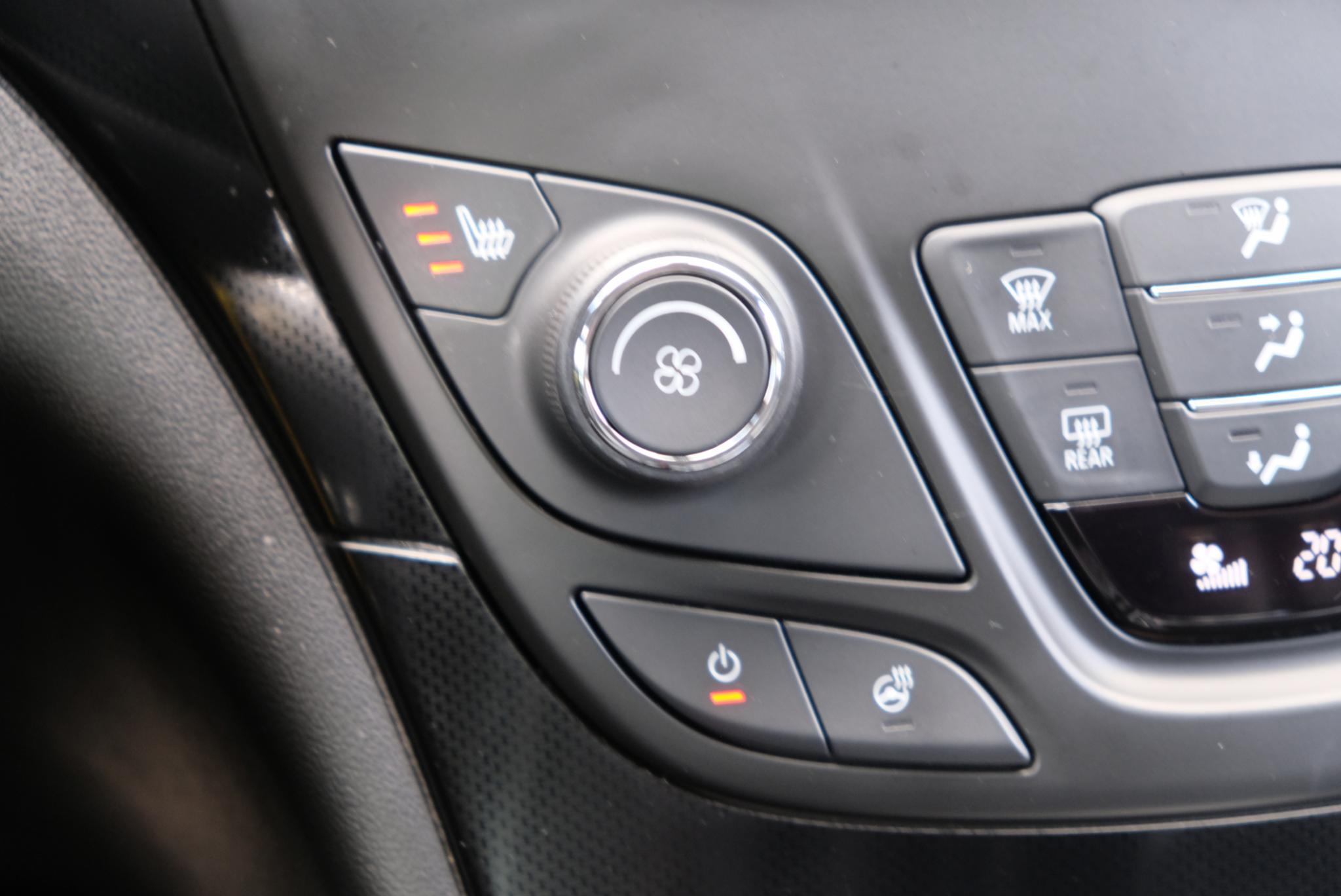 Opel Insignia 2.8 T 325pk 4x4 Aut. OPC | Navi | Climate | Leder | 20" velgen |  Bose | 2e eigenaar afbeelding 17