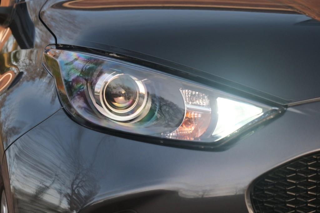 Mazda 2 Hybrid 1.5 116pk CVT Centre-line | App Connect | Climate | Adaptive Cruise | Camera | Stoelverwarming afbeelding 2