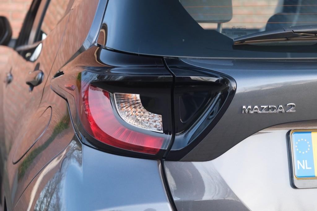 Mazda 2 Hybrid 1.5 116pk CVT Centre-line | App Connect | Climate | Adaptive Cruise | Camera | Stoelverwarming afbeelding 29