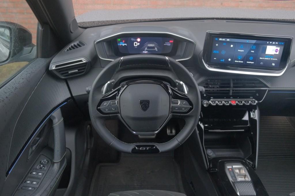 Peugeot 2008 1.2 Hybrid 145pk e-DCS6 GT | Navi | App Connect | Adaptive Cruise | Keyless | Alcantara | Camera | PDC afbeelding 13