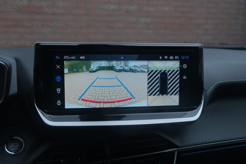 Peugeot 2008 1.2 Hybrid 145pk e-DCS6 GT | Navi | App Connect | Adaptive Cruise | Keyless | Alcantara | Camera | PDC afbeelding 18