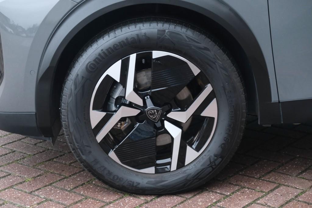 Peugeot 2008 1.2 Hybrid 145pk e-DCS6 GT | Navi | App Connect | Adaptive Cruise | Keyless | Alcantara | Camera | PDC afbeelding 28