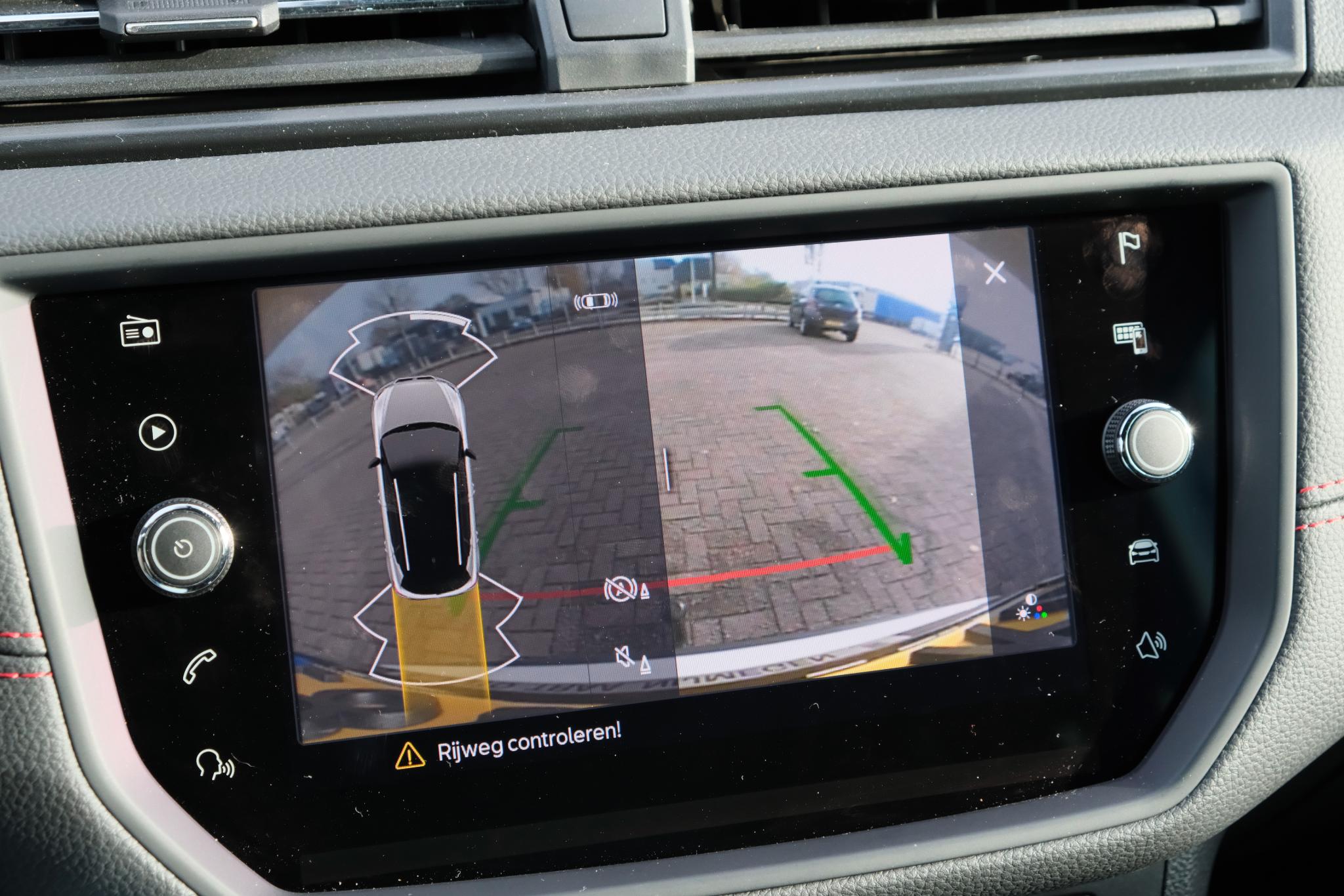 SEAT Arona 1.0 TSi 110pk DSG FR | Navi | App Connect | Climate | Cruise | Camera | Trekhaak afbeelding 21