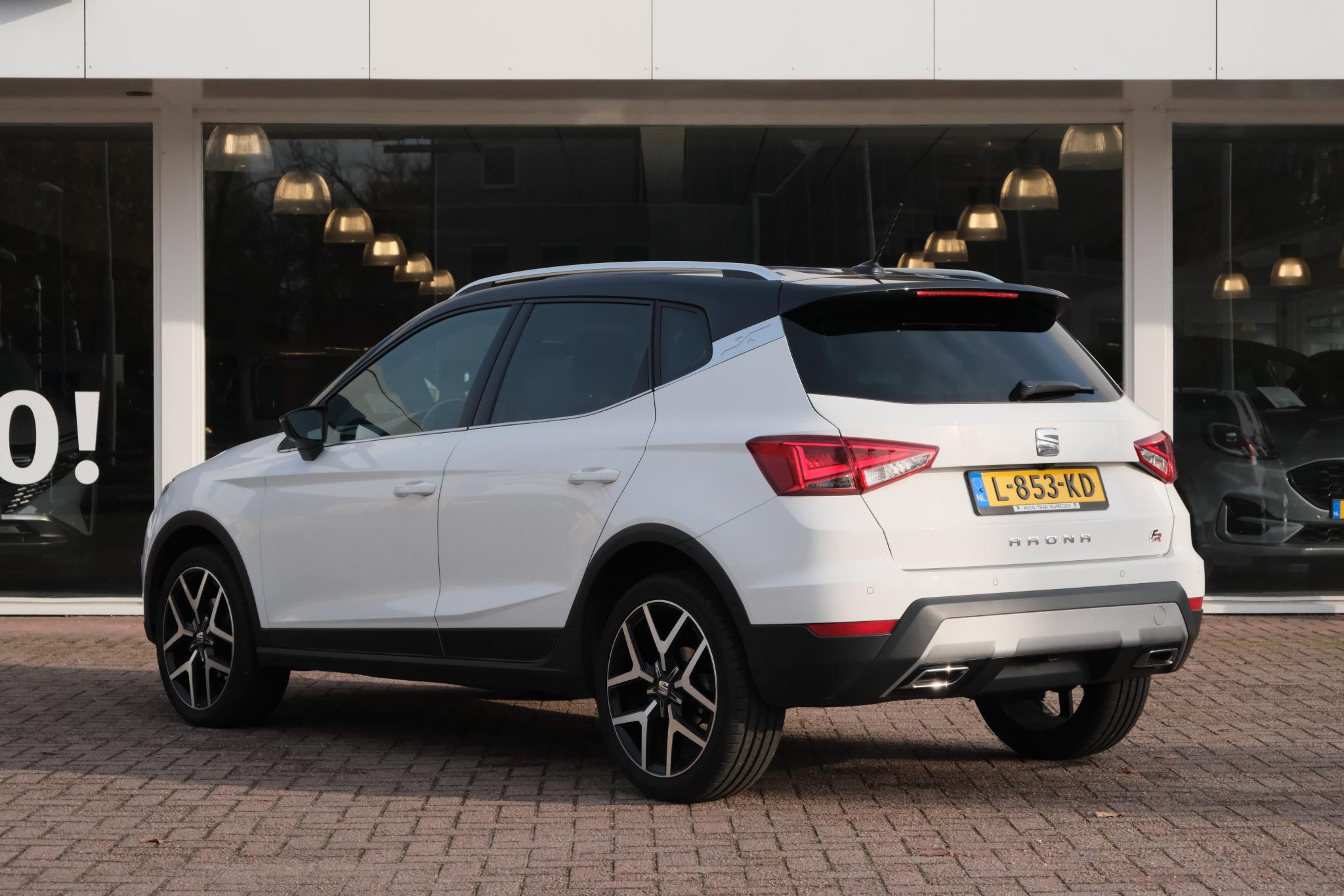 SEAT Arona 1.0 TSi 110pk DSG FR | Navi | App Connect | Climate | Cruise | Camera | Trekhaak afbeelding 27