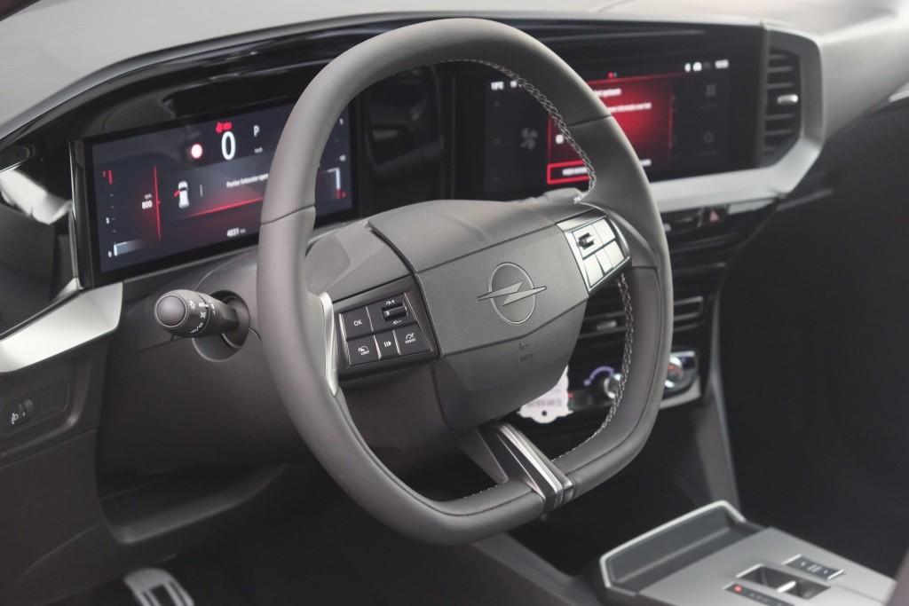 Opel Mokka 1.2 Turbo 130pk EAT8 GS | Nieuw Model ! | App Connect | Climate | Cruise | PDC | Winter Pakket afbeelding 11