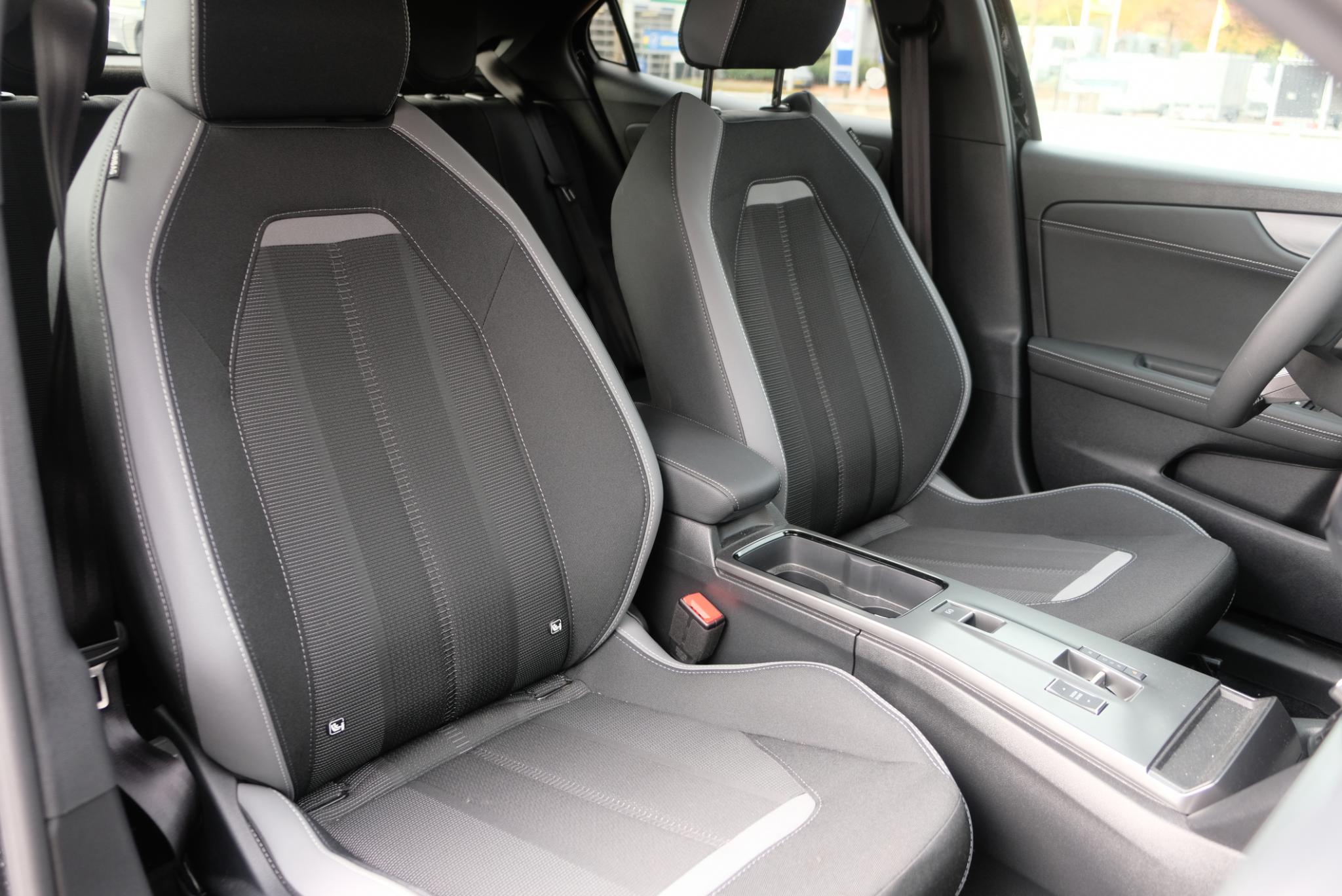 Opel Mokka 1.2 Turbo 130pk EAT8 GS | Nieuw Model ! | App Connect | Climate | Cruise | PDC | Winter Pakket afbeelding 8