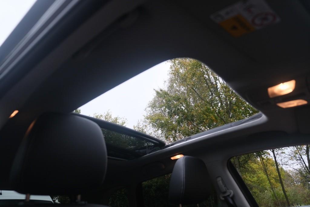 Suzuki Vitara 1.4 Boosterjet 130pk Style Smart Hybrid | Navi | App Connect | Climate | Adaptive Cruise | Panoramadak | Camera | Keyless | Blind Spot afbeelding 12