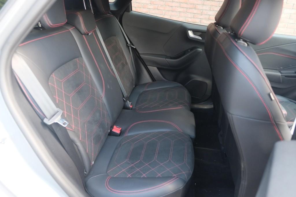 Ford Puma 1.0 EcoBoost Hybrid 155pk Aut. ST-Line X | Nieuw Model ! | Adaptive Cruise | 360° Camera | Panoramadak | Elektrische Achterklep | Trekhaak | Winter Pakket afbeelding 3