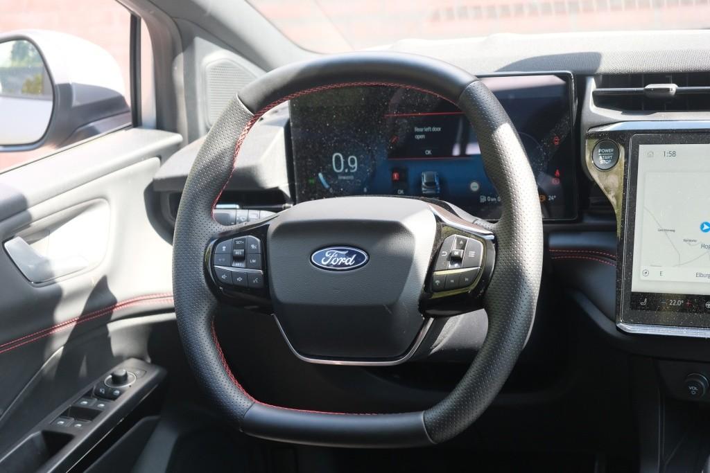 Ford Puma 1.0 EcoBoost Hybrid 155pk Aut. ST-Line X | Nieuw Model ! | Adaptive Cruise | 360° Camera | Panoramadak | Elektrische Achterklep | Trekhaak | Winter Pakket afbeelding 11