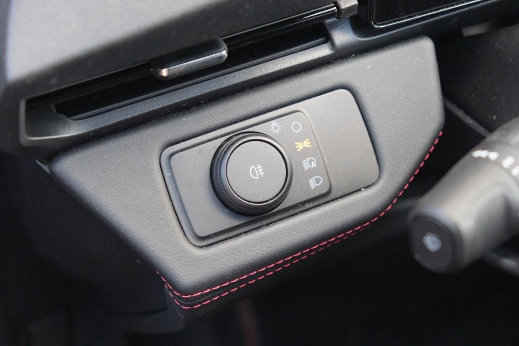 Ford Puma 1.0 EcoBoost Hybrid 155pk Aut. ST-Line X | Nieuw Model ! | Adaptive Cruise | 360° Camera | Panoramadak | Elektrische Achterklep | Trekhaak | Winter Pakket afbeelding 21