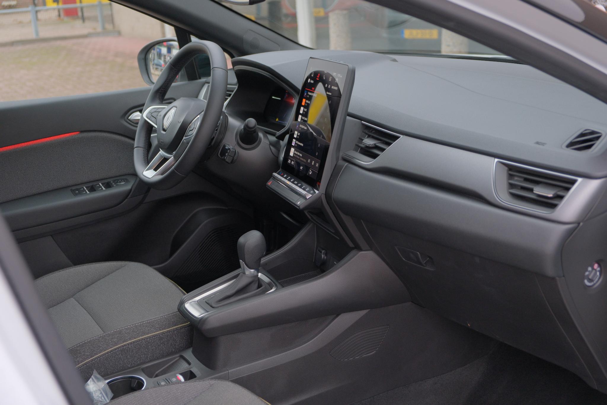 Renault Captur 1.3 TCe 160pk EDC Techno | App Connect | Climate | Cruise | Camera | Keyless | PDC afbeelding 5