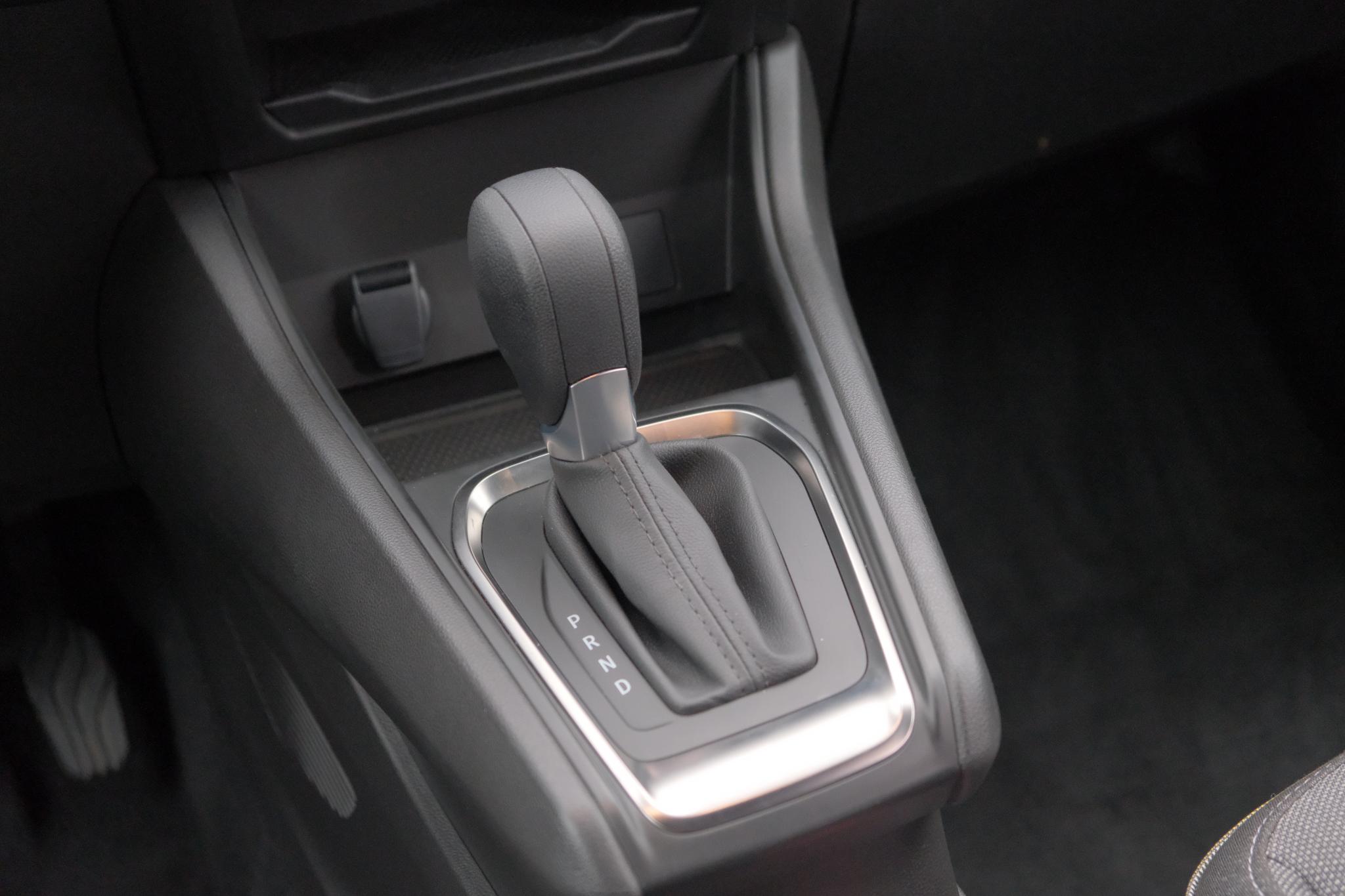 Renault Captur 1.3 TCe 160pk EDC Techno | App Connect | Climate | Cruise | Camera | Keyless | PDC afbeelding 10