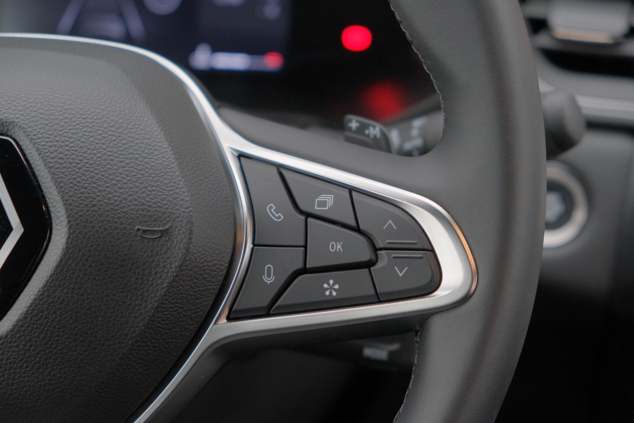 Renault Captur 1.3 TCe 160pk EDC Techno | App Connect | Climate | Cruise | Camera | Keyless | PDC afbeelding 11