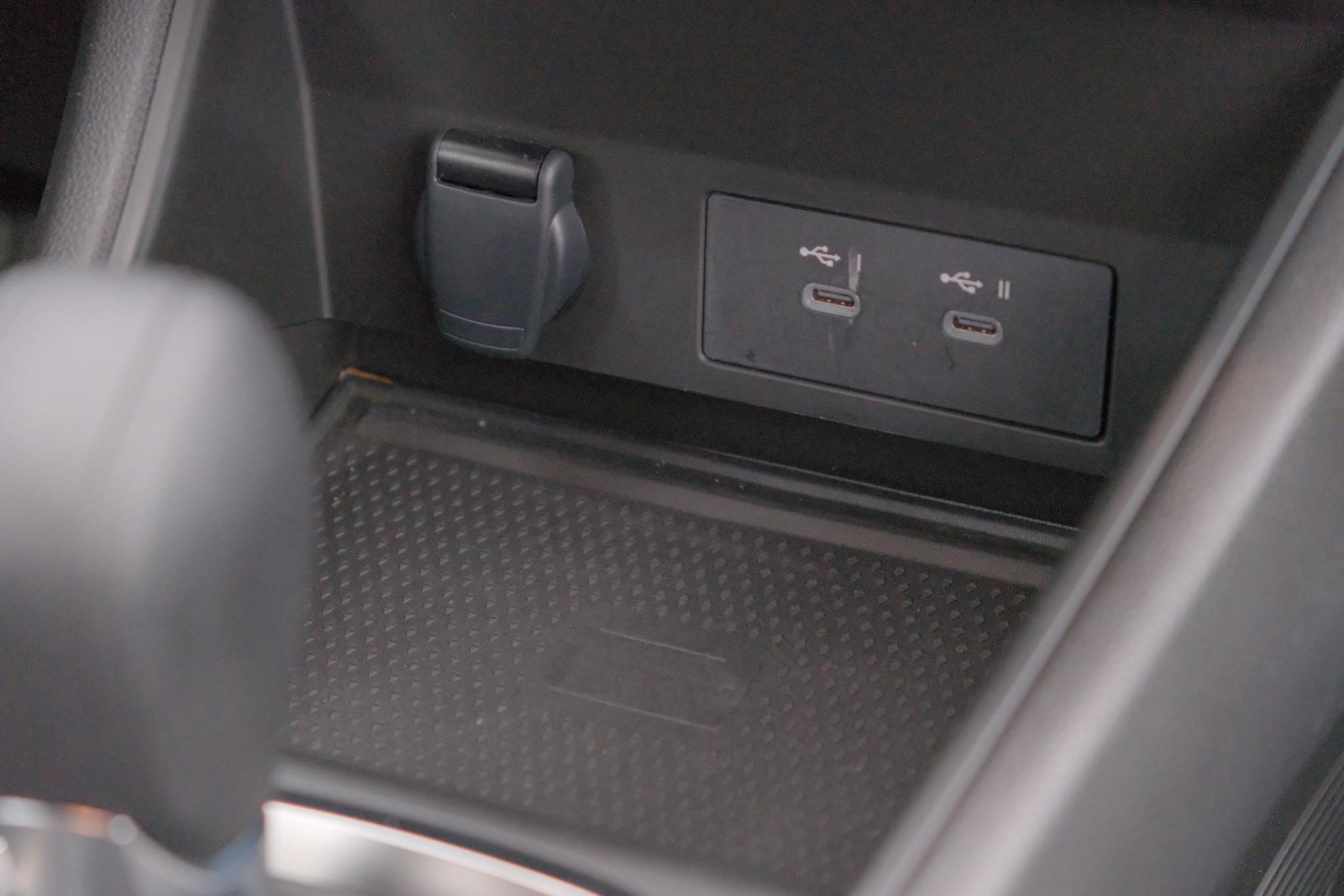 Renault Captur 1.3 TCe 160pk EDC Techno | App Connect | Climate | Cruise | Camera | Keyless | PDC afbeelding 15