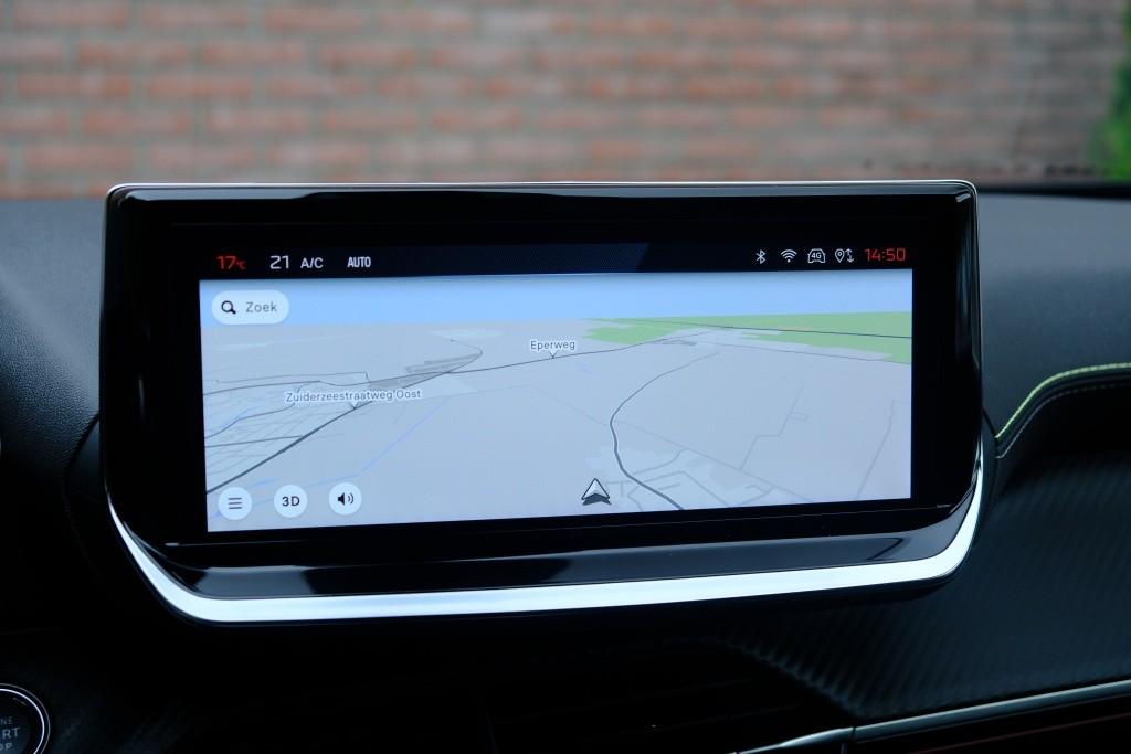 Peugeot 2008 1.2 Hybrid 145pk e-DCS6 GT | Navi | App Connect | Adaptive Cruise | Keyless | Alcantara | Camera | PDC afbeelding 16