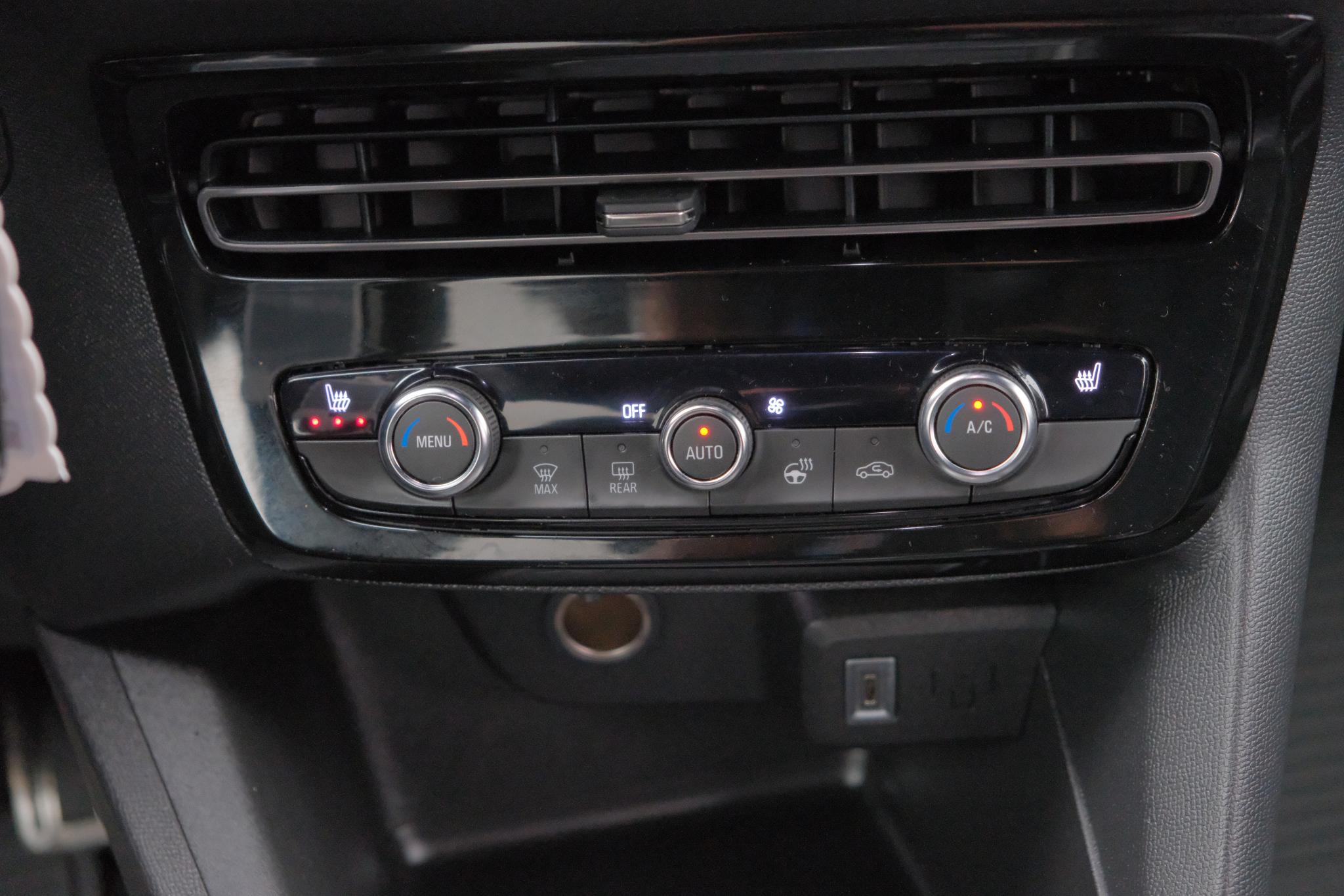 Opel Mokka 1.2 Turbo 130pk EAT8 GS | Nieuw Model ! | App Connect | Climate | Cruise | PDC | Winter Pakket afbeelding 13