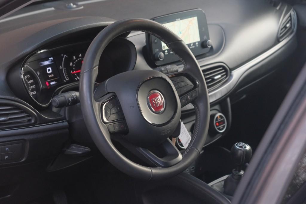 Fiat Tipo 1.4 T-Jet 16V 120pk Stationwagon S-Design | Navi | Climate | Cruise | Camera | Stoelverwarming | PDC afbeelding 8
