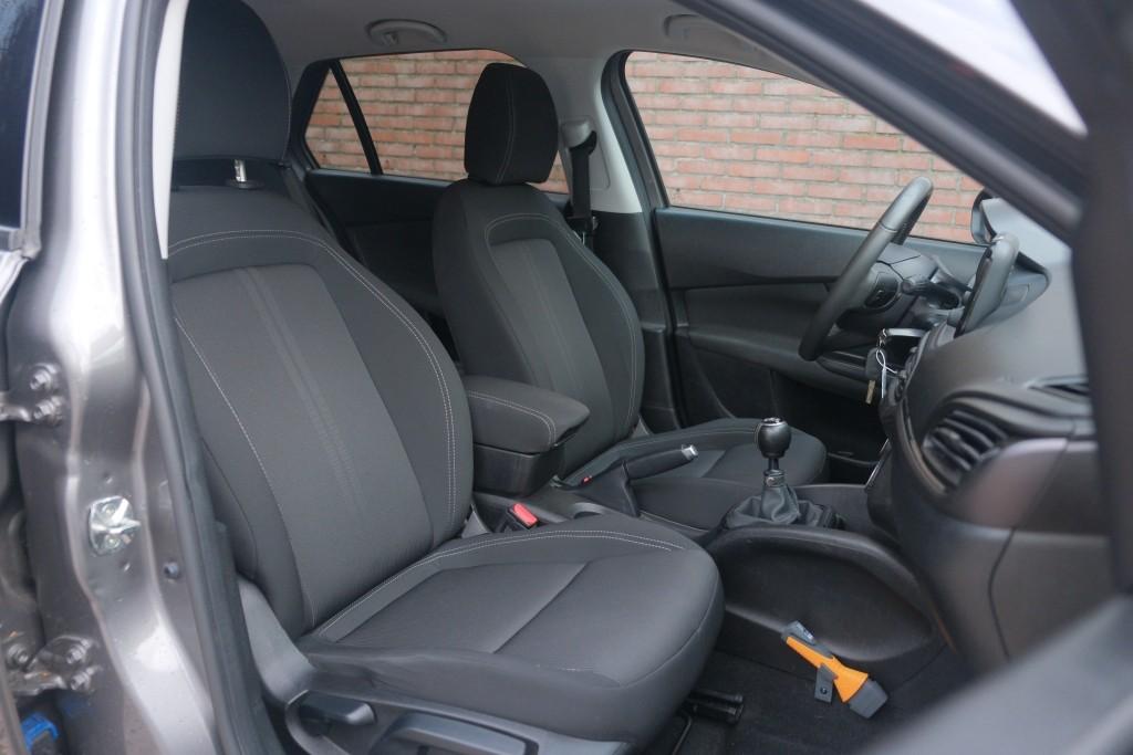 Fiat Tipo 1.4 T-Jet 16V 120pk Stationwagon S-Design | Navi | Climate | Cruise | Camera | Stoelverwarming | PDC afbeelding 6