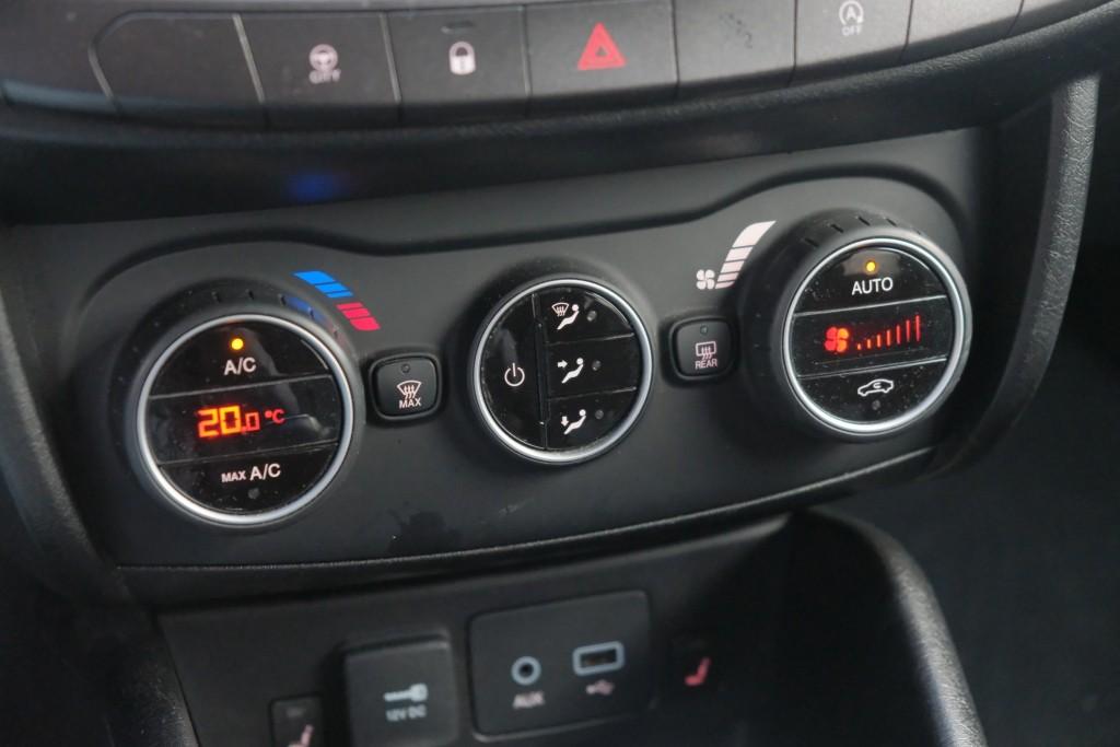 Fiat Tipo 1.4 T-Jet 16V 120pk Stationwagon S-Design | Navi | Climate | Cruise | Camera | Stoelverwarming | PDC afbeelding 20