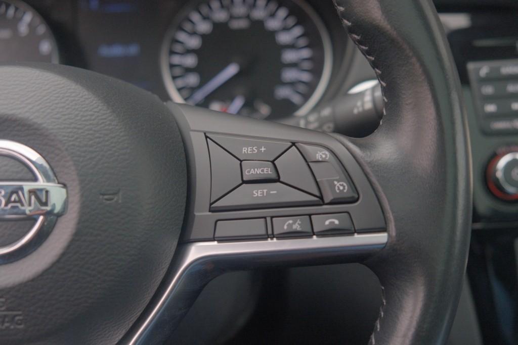 Nissan QASHQAI 1.2 DIG-T 116pk N-Connecta | Navi | Climate | Cruise | Keyless | Panoramadak | 360° Camera | Trekhaak afbeelding 10