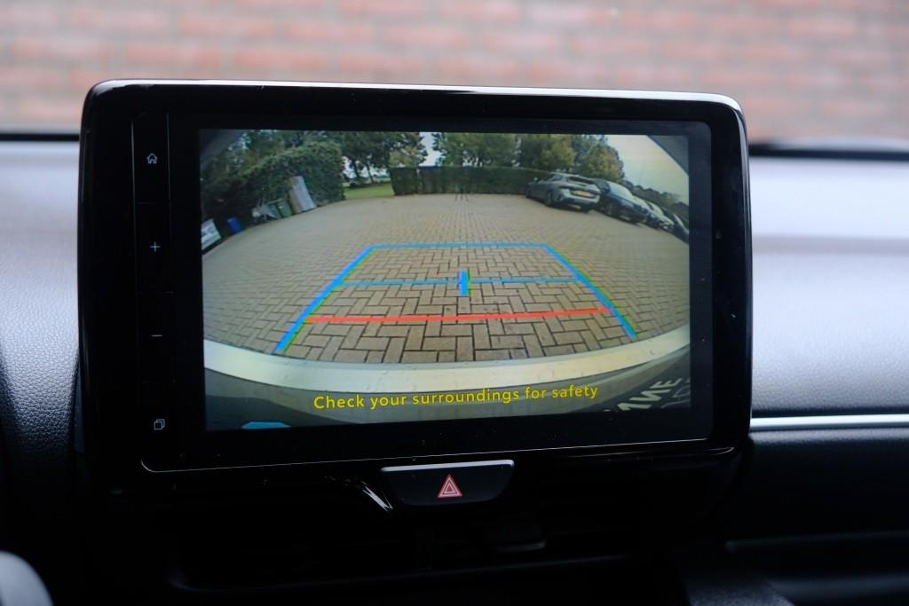 Mazda 2 Hybrid 1.5 116pk CVT Centre-line | App Connect | Climate | Adaptive Cruise | Camera | Stoelverwarming afbeelding 16