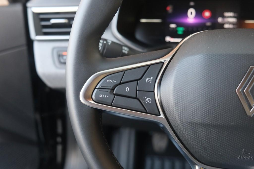 Renault Clio 1.0 TCe 90pk Evolution | App Connect | Airco | Cruise | LED | DAB | PDC afbeelding 8